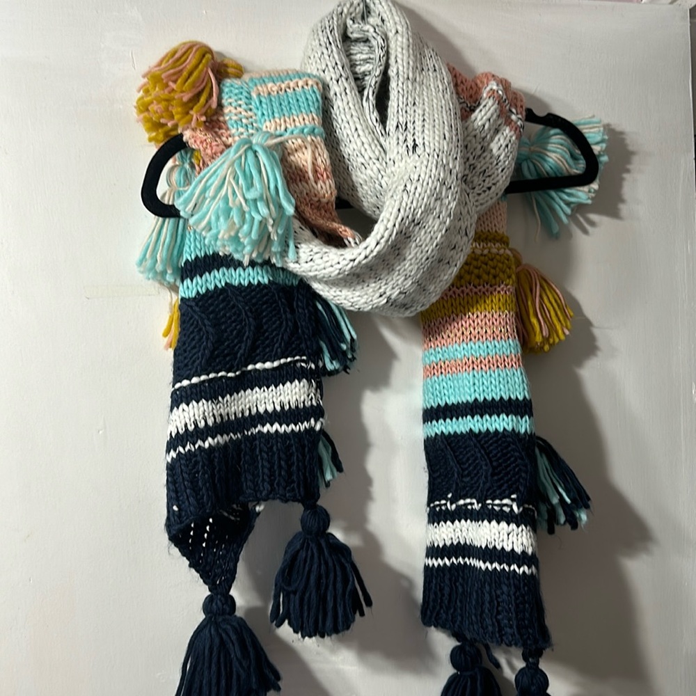 Altar’d State knit tassel scarf
